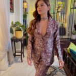 Rubina Dilaik Instagram - Confuse them with your Silence, shock them with your Actions …. . . . . . Styling: @ashnaamakhijani Outfit: @dvfashionstudio @disha_vadgama Jewellery: @kushalsfashionjewellery