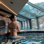 Ruhi Singh Instagram - The infinity pool at @kempinski.engelberg was one of a kind. Absolutely in love ❤️ #kempinskiengelberg #kempinskititlis #engelberg Kempinski Palace Engelberg Titlis Swiss Alps