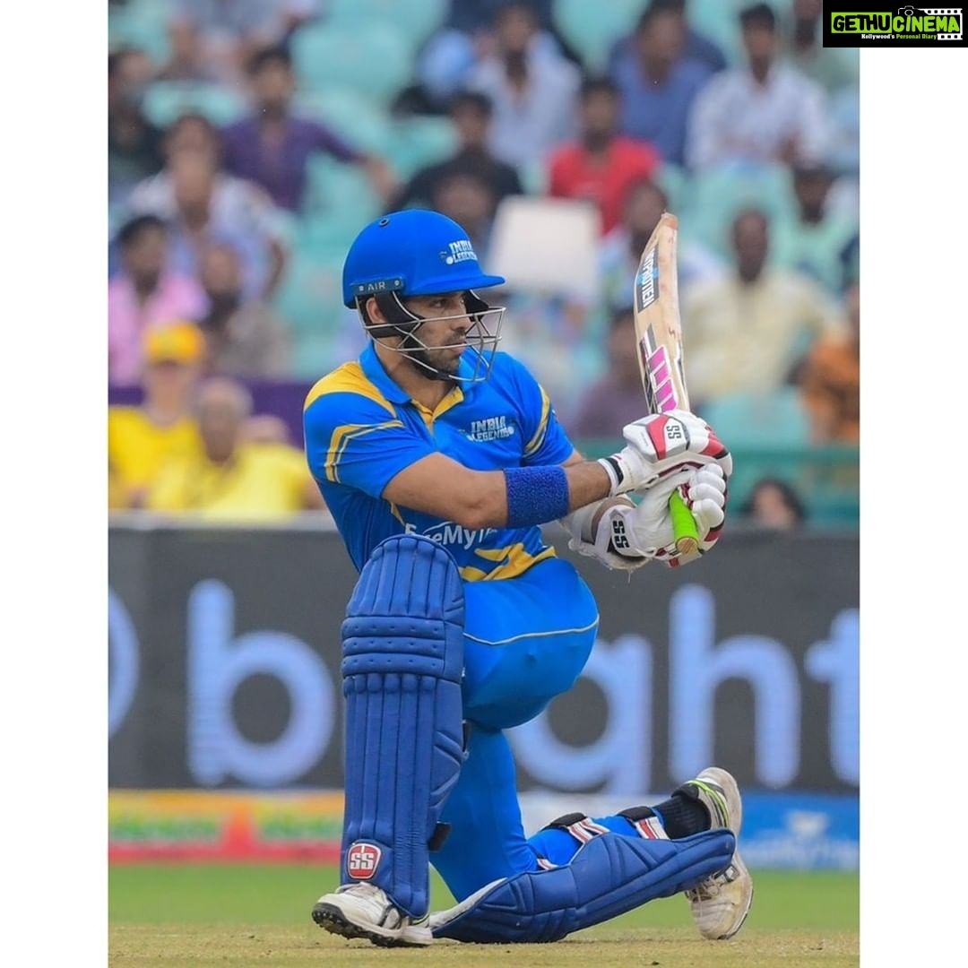 Sachin Tendulkar Instagram - Super effort by Team India. Bowlers did a fantastic job in tough conditions yesterday. Special mention to Naman & Irfan for their knocks today. Keep going strong ๐ฎ๐ณ @rsworldseries @indialegends #RoadSafetyWorldSeries