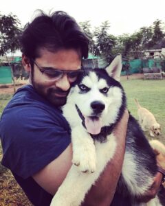 Sai Dharam Tej Instagram - #panjatangotej #❤️ #husky 🐺