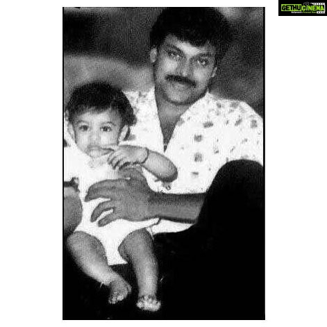 Sai Dharam Tej Instagram - My inspiration and motivation towards values of life and profession! 🙏🏼 #Chiranjeevi garu #throwbackthursdays #throwbackmemories #megastar #throwbackpic #nostalgia #unseenpic #oldmemories #potd #pictgram#200th post ☺️