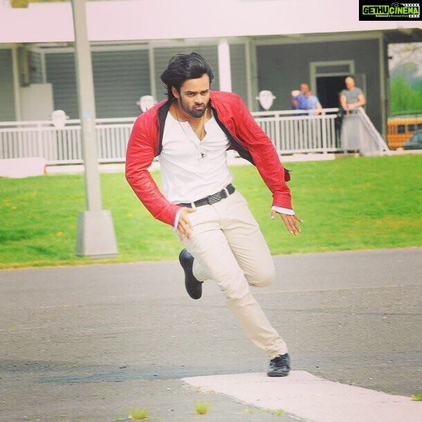 Sai Dharam Tej Instagram - #subramanyamforsale#september24th#harishshankar