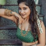 Sakshi Agarwal Instagram - Onathinte nirangalum santhoshavum ningalude veedum hridayavum santhoshavum Aishwarya um kond niraykatte. Ningalkk epozhum nalla baghyavum samridhiyum undavvate. Hridayam niranja onam ashamsa nerunnu . “Happy Onam” my chellakutties💚💚 . Costume: @meshira.in Photography: @vishal_srinivasan Makeup : @anjalis_artistry Hair: luke_the_hairstylist and @kalyani_bridalmakeupartistry Jewellery : @swarnambridal Assist : @___diwakar Retouch : @harry_dane_retouch . #Onam #Onamsaree #Festivalfashion #keralavibes #godsowncountry #Selflove #sakshiagarwal Chennai, India