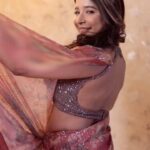 Sakshi Agarwal Instagram – This song🔥
.
MAU – @dhiya_makeoverartistry
Stylish – @nfc_navyathafashioncouture
DOP – @ud__photography_ 
Cinematography – @_muthu_kumar_mk
Assist – @siva12_official 
.
#instagramreels #sareereels #minnale #vaseeghara #kollywood #sakshiagarwal #biggbosstamil Chennai, India