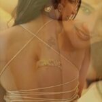 Sakshi Agarwal Instagram - 💖Only for you💖 . Costume @one_inch_stylestudio Styling @fab_by_faiza MUA @umamakeoverartistry Hairstylist @makeupbyshyamala Jewellery @fineshinejewels Photography @vishal_srinivasan Assist @oneclickbyvinodsainath . #feelitreelit #sareereels #reelsinstagram #kollywoodactress #kollywoodsongs #reelsindia Retouched by @harry_dane_retouch . Chennai, India
