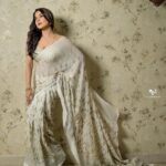 Sakshi Agarwal Instagram - Angel or Princess? . Costume @one_inch_stylestudio Styling @fab_by_faiza MUA @umamakeoverartistry Hairstylist @makeupbyshyamala Jewellery @fineshinejewels Photography @vishal_srinivasan Assist @oneclickbyvinodsainath Retouched by @harry_dane_retouch . #Photooftheday #insta #instagram #photoshoot #Photography #loveyourself #sakshiagarwal Chennai, India