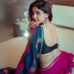 Sakshi Agarwal Instagram - Happy Sunday💖 . @raj_isaac_photography @umamakeoverartistry @makeupbyshyamala @fineshinejewels . #sareelove #sundayvibes #goodmorningpost #happysunday Chennai, India