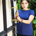 Sakshi Agarwal Instagram - Teaser coming soon from #GuestChapter2 team❤️ . #goodhopepictures @iamsakshiagarwal @rbhuvanesh_rangasamy #GK #balaji #Ziansrikanth #Ramesh @anwarmusic @actormadhumitha @a._john_pro . #kollywood #kollywoodfilms #tollywood #tamil #telegu #animalthriller Chennai, India