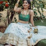 Sakshi Agarwal Instagram - Onathinte nirangalum santhoshavum ningalude veedum hridayavum santhoshavum Aishwarya um kond niraykatte. Ningalkk epozhum nalla baghyavum samridhiyum undavvate. Hridayam niranja onam ashamsa nerunnu . “Happy Onam” my chellakutties💚💚 . Costume: @meshira.in Photography: @vishal_srinivasan Makeup : @anjalis_artistry Hair: luke_the_hairstylist and @kalyani_bridalmakeupartistry Jewellery : @swarnambridal Assist : @___diwakar Retouch : @harry_dane_retouch . #Onam #Onamsaree #Festivalfashion #keralavibes #godsowncountry #Selflove #sakshiagarwal Chennai, India