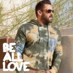 Salman Khan Instagram - Don’t know what to wear this season? Let @beingsalmankhan be your stylist! Check out his favourite looks from our newest #Autumnwinter collection & stop by a store near you today. #BeAllLove #BeingHumanClothing #BeingHuman #LoveCareShare Al Wathba, a Luxury Collection Desert Resort & Spa, Abu Dhabi