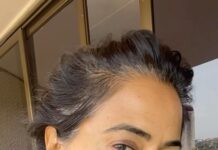 Sameera Reddy Instagram - It’s ok to feel lost sometimes.3 years ago I didn’t have a life plan. But I went with the flow . Slowly rebuilding myself. You can reinvent & redefine at any age. Is it easy? No . But Can you do it .Yessss! I had a lot of ppl asking what was next as an actor . I decided not to cave in but just follow my heart . To be unique . Unfiltered . With no fear of judgment. I hope this helps anyone out there who needs a dose of positive energy that we all finding our way together 🌟Slowly but surely. Just have faith💃🏻 #mondaymotivation #imperfectlyperfect 🙌🏻