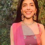 Sanjana Sanghi Instagram - Quick transformation of self : from trying to embrace the lehenga vibe, to believing the lehenga party should never have and never reach it’s logical end 💃 🎈 ♥️ The Imperial, New Delhi