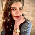 Sanjana Sanghi Instagram - Cannot exercise any form of self control when it comes to shopping.. And I guess it only gets worse when great deals are floating around. 🙈 @danielwellington is definitely a weak spot. Go get weak too, because there’s a limited offer of 10% off on watch & accessory gift sets. And my code “SANJANAS15” gets you another 15% off! #ad