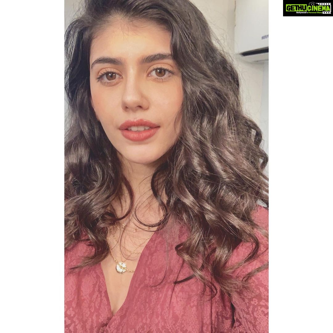 Sanjana Sanghi Instagram - The immense thrill of working with magicians that are all heart. 📸 💫 @urbanchokra @edwardlalrempuia Ambi Valley