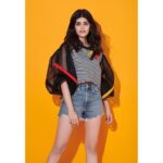 Sanjana Sanghi Instagram – All 300k of you, thank you, for everything. 💫 
We have a mad exciting ride coming up! ♥️
#celebrating300k .
.
.
.
.
.
💄: @mehakoberoi | 👗: @who_wore_what_when | 📸 : @gauravmishra.photography