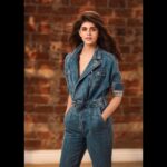 Sanjana Sanghi Instagram - No amount of denim, is too much denim. 💃 👖 💫 . . . . 💄: @mehakoberoi | 👗: @who_wore_what_when | 📸 : @gauravmishra.photography