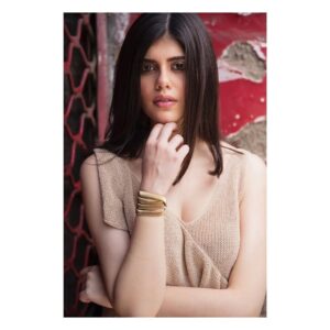 Sanjana Sanghi Instagram - The most gorgeous nooks in the most unexpected places.♥️ South Mumbai