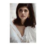 Sanjana Sanghi Instagram - All white everything always? Yes, that would be correct!! 🌸