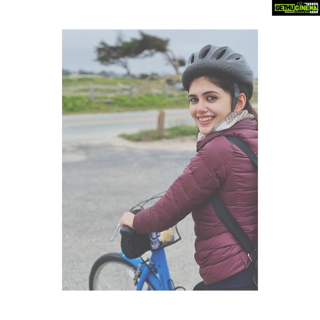Sanjana Sanghi Instagram - Riding down the winding hills of the beautiful 17-mile drive along the Pacific coast with the crisp air hitting my face, ending up with a perpetual red nose, what a good time. π² β
οΈ Monterey, California