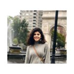 Sanjana Sanghi Instagram - A miracle we found a second to stop and smile amidst that chaos I so deeply admire. New York, New York