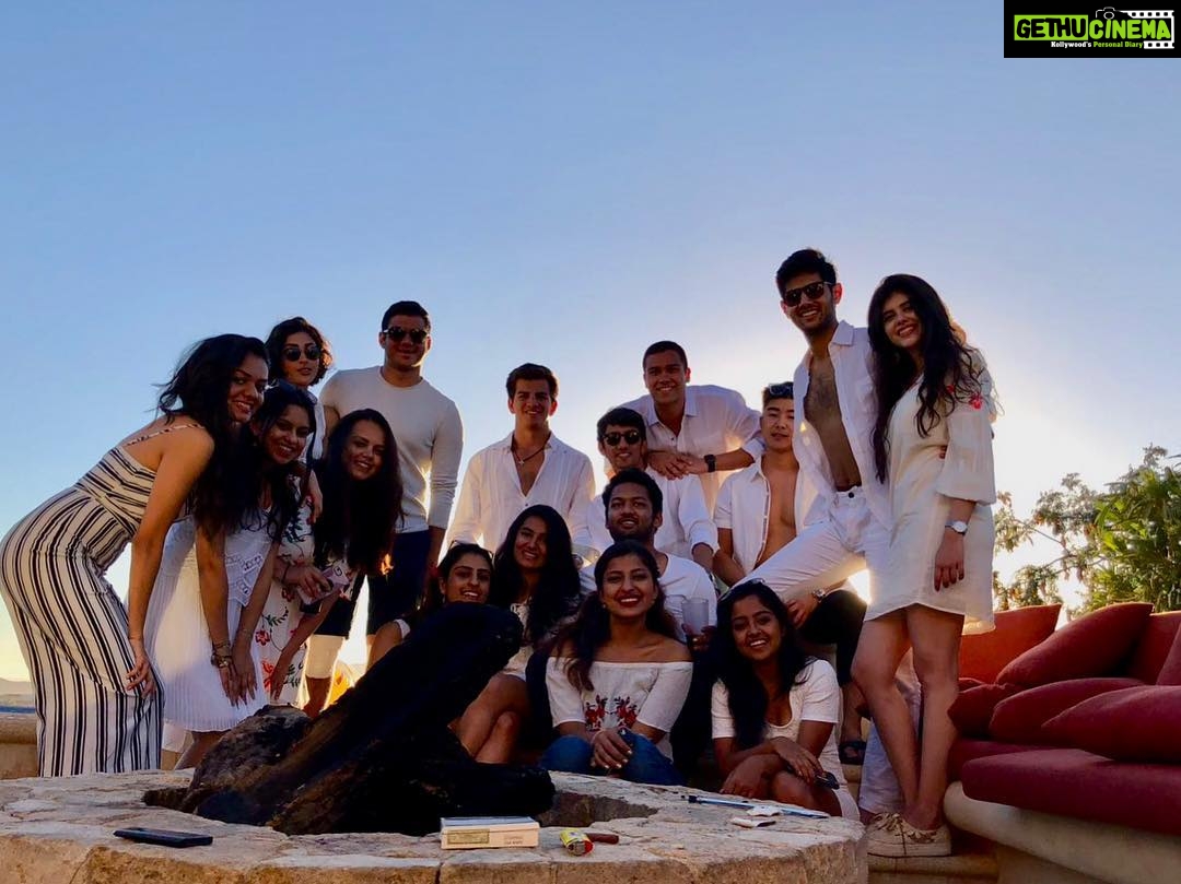 Sanjana Sanghi Instagram - Pink sunsets, palomas, and these beautiful human beings. / Cabo San Lucas, Mexico : thank you for being an irreplaceable addition to my basket of memories. ☀️ 🏝 🍺 Cabo Mexico
