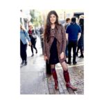 Sanjana Sanghi Instagram - Right after @hotelchocolat cast their wicked chocolatey spell on me. . . . #hotelchocolat #chocolatecity #deathbychocolate #travelgram #wanderlust Covent Garden London