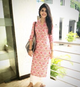 Sanjana Sanghi Instagram - This city, that pushes you to be whoever you truly are meant to be. #Bombay #Summer2016 Mumbai, Maharashtra