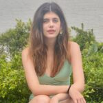 Sanjana Sanghi Instagram - It’s a Monday, I hear?☺️ All seems like one long beautiful day by the sun & the sea ☀️🌴 #OffDuty . . . . . 👗: @tryagaintoobad @tizzi.official @johoriindia Phuket, Thailand