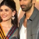 Sanjana Sanghi Instagram - Humare Trailer ko itna pyaar dene ke liye Om aur Kavya hain aapke shukr-guzaar 🙏🏻♥️🔥 #OM : The Battle Within @adityaroykapur @apnabhidu @joinprakashraj @ashutosh_ramnarayan @prachee_shah_paandya @khan_ahmedasas @shairaahmedkhan @itskapilverma @zeestudiosofficial @paperdollentertainment @rajsalujatheone @niketniketan3173 @zeecinema @zeemusiccompany @zee5 #OMReleasing1July