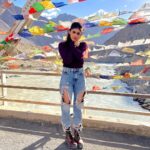 Sanjana Sanghi Instagram – Thought it’s only the shining sun while filming in Ladakh that’s been making me feel so warm & fuzzy, but turns out it’s all of your excitement for #OM !!! Thankie you beauties.♥️☀️

10 days to go!! ⏰ 

#OM & Kavya are seeing you in Theatres Worldwide, on July 1st. Moonland Ladakh