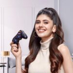 Sanjana Sanghi Instagram - It’s not just a TV, it’s a game changer! You’ll be doing a lot more on the new Samsung Neo QLED 8K than just watching. Catch me at the launch of the Neo QLED 8K TV today at 6 p.m.! Can’t wait to see you all at the launch! Go to Samsung.com and register now. #NeoQLED8K #Let’sDoNeoQLED8K @samsungindia #samsung #collab