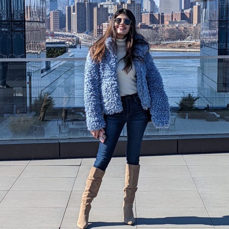 Sanjana Sanghi Instagram - An over-energised bunny on a fine winter morning. Hola, New York. 🤍 ———— 👗: @missguided @nykaafashion 👢: @bershka