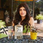 Sanjana Sanghi Instagram - A wonderful #collaboration with Roku, The Japanese Craft Gin from The House Of Suntory! Roku Gin contains 6 unique Japanese botanicals. Savouring it, is an exceptional experience and the perfect way for me to appreciate the finer things. I’m Be-GIN-ing my weekend mood with Roku! Kanpai! • • • #Roku #Gin #rokugin #JapaneseGin #craftgin #suntorytime #HouseOfSuntory #Japan #rokuathome -Drink Responsibly -This content is for people above 25 years of age only