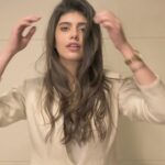 Sanjana Sanghi Instagram - Cannot believe I finally bit the bullet! 25 years later, my first hair color! I was genuinely so nervous before doing this.🥺 And with #MyFrenchBalayage - it’s that perfect blend of feeling natural & personalised, giving the look just as per what suits me best! With the ongoing French Balayage colour festival, you can avail exciting offers on every hair colour appointment and get the perfect hair transformation you’ve been looking for! Book your appointment at the L’Oréal Professionnel partner salon and get yourself a beautiful makeover! Tap on the link - https://www.expertsaloncare.co.in?camp=french_balayage_color_festival #Ad #MyFrenchBalayage #FrenchBalayageIndia #LorealProfIndia @lorealpro @lorealpro_education_india @GeetanjaliSalon @Israni.Sumit #GeetanjaliSalon #SumitIsrani