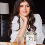 Sanjana Sanghi Instagram – A wonderful #collaboration with Roku Gin – The Japanese Craft Gin from The House Of Suntory!

Weekends are for appreciating the finer things and what can be better than Roku Gin & Tonic!

Roku comprises of six unique Japanese botanicals crafted by Japanese artisans. The Roku Japanese Gin & Tonic respects the spirit of Omotenashi and celebrates the true spirit of sharing and essence of Japan.
Kanpai!
 
•
•
•
.
.
_________________

#Roku #Gin #rokugin #JapaneseGin #craftgin #suntorytime #Ad #HouseOfSuntory #Japan #rokuathome
-Drink Responsibly 
– This content is for people above 25 years of age only.