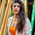 Sanjana Sanghi Instagram – sunbeam in the soul.

/ #SideNote : gummy, imperfect, odd or extra – whatever that laughter, don’t let anyone stop ya.