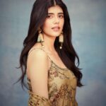 Sanjana Sanghi Instagram - That time of the year! 💫🤎 ——— 👗: @who_wore_what_when @archanajaju.in @rakyans 📸: @prateekswadesh @pushkinbhasin