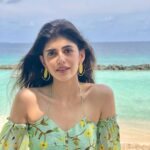 Sanjana Sanghi Instagram – Quarter life century & slices of paradise unlocked. 🎂 ☀️ ⛅️ 

.
..
.
.

@jwmmaldives @ambitiontravelstours #LifeAtJWarriott #JWMarriottMaldives 

👗: @bornaliicaldeira @malvika_tater @guaparesortwear @paioshoes @mysajewels JW Marriott Maldives Resort & Spa