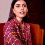Sanjana Sanghi Instagram - Kicking off birthday week (eep!!🎉) with yet another beautiful day at work.♥️ @saakshakinni • @misho_designs • @zara 👗: @shreejarajgopal 📷 : @thetiltedlens 💄 @nishisingh_muah
