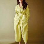 Sanjana Sanghi Instagram – Stages of the day 🦜▶️ 

| @who_wore_what_when @smokelabofficial X @lovebirds.studio • @themakeupmaven__ • @tejisinghofficial •@chandrahas_prabhu