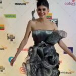 Sanjana Sanghi Instagram - T’was a fun time goofing around on my first red carpet 💃 #FilmfareOnReels @filmfare @jiteshpillaai @rahulgangs_ @raghuvendras