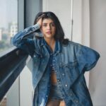 Sanjana Sanghi Instagram – Art is liberation 

[2/2]

#Raw : 📸 @bharat_rawail @divyashetty_ @pallakhshah