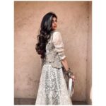 Sanjana Sanghi Instagram - Hope you aren’t denying yourself the magic of books to find your answers & your sense of calm. 🤍✨ They’ve been my respite longer than I can remember. #WorldBookDay _______________ 👗 @hoorvi.j.valaya / wearing @anamikakhanna.in @rahulmishra_7 @shivanandnarresh @amrapalijewels @trovluxe @chalkstudio 💄 @shrutiandyashwini 📸 @jjvalaya_the.other.side