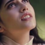 Sanjana Sanghi Instagram – “God will show the way; It’s not a cliche.” – Never Say Goodbye, Dil Bechara.

A bow to our maestro, @arrahman for never letting what is in one’s control remain incomplete. Thank you for trusting me. 
With that, our last song, Never Say Goodbye of #DilBechara ultimately sees completion.

Link is in my bio.

#Sushant 🙏 @arrameen @arrahman @sonymusicindia @foxstarhindi @disneyplushotstarvip  @sabiphotography1 @bornaliicaldeira @ivara_makeoversbyshivangi |