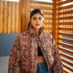 Sanjana Sanghi Instagram - Catch your breath. Step out of that blinding pace of the everyday. There’s warm sunsets to catch. #NoteToSelf 📸: @bharat_rawail - my special one; the one who’s lens helps me find myself. . . . . 💄 👗 : @divyashetty_ @pallakhshah • @nikitamhaisalkar @shopeurumme