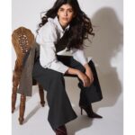 Sanjana Sanghi Instagram - A day in the office 🖊 . . . . . . @trishasarang @lakshsingh_hair @miimoglam @khyatibusa |