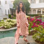 Sanjana Sanghi Instagram - Takeouts from a beautiful afternoon 🤍 . . . {1/2} Taj Lake Palace, Udaipur, India