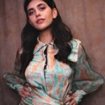 Sanjana Sanghi Instagram - Technicolor bruise 💫 . . #FunWithFashion #VocalForLocal