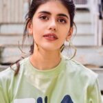 Sanjana Sanghi Instagram - Life ka funda simple hai. Live and Let Live 💛☀️ #LandL