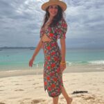 Sanjana Sanghi Instagram - The sun & the ocean seem to have become an annual birthday tradition now & nobody’s complaining 🤍🌴 ☀️🌊 ________ @kayak @kayak_in #collab . . . . . 👗 : @styled_by_meera @tryagaintoobad @nautanky @zohra_india Krabi, Thailand